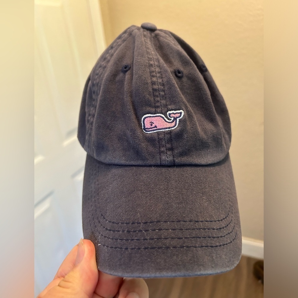 Vineyard vines ball cap. Adjustable. Great shape